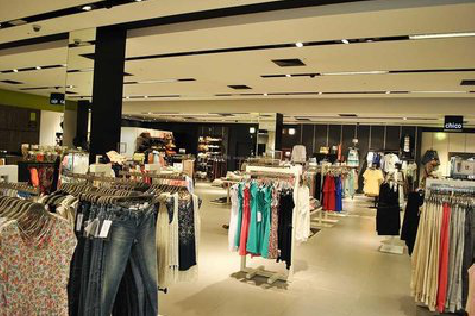 靖边商场里的店面怎么装修?